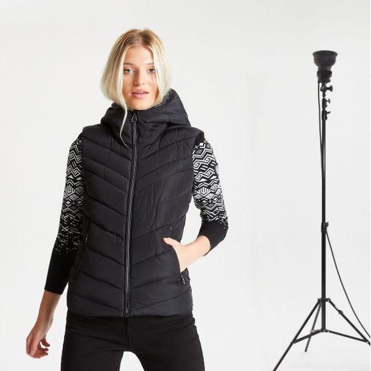 Dare2B Complicater Outdoorbodywarmer Dames - Zwart - Maat 34