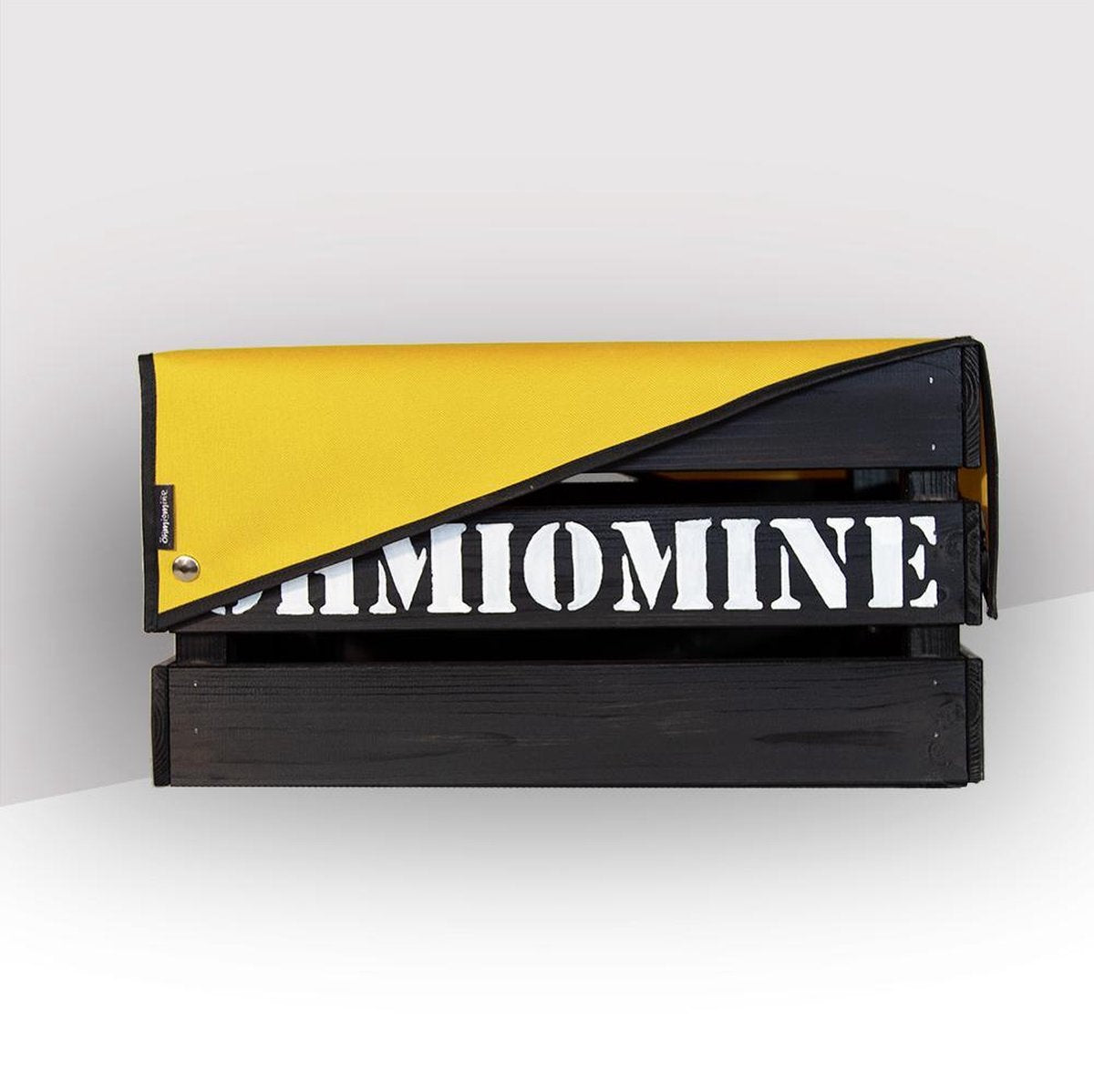 Ohmiomine Transporter Fietskrat Zwart	inclusief Kanariegeel Afdekhoes