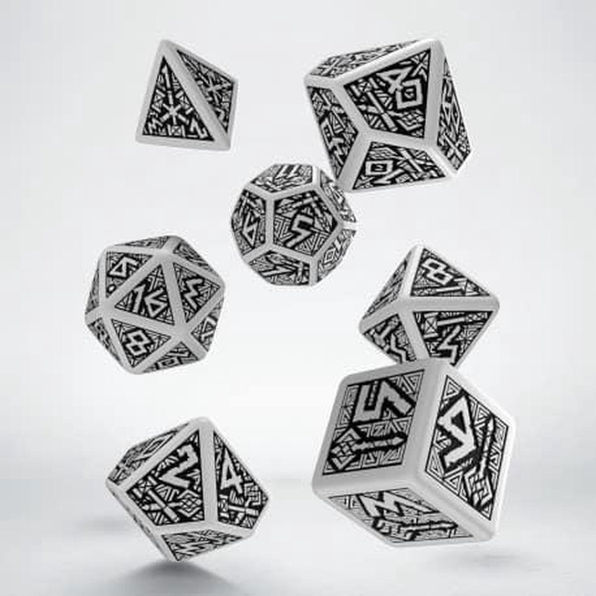 Polydice Set Q-Workshop Dwarven White Black