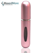 MaxedMore Navulbare Parfumverstuiver 5ml Licht Roze - 65 Keer Spraybare Parfum Verstuiver - Hervulbaar Tasverstuiver voor Parfum - Meeneem Mini Geur Flesje voor op Reis - Lipstick Formaat Navulbaar Parfumflesje