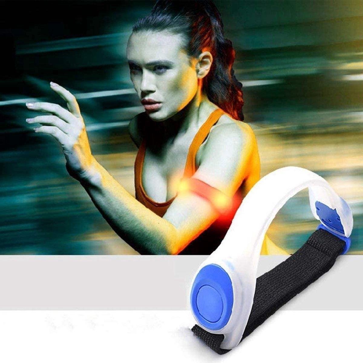 LED Hardloop Sportarmband -  BLAUW | INCL 4 Batterijen | Sportarmband | Safety sport armband | Hardlopen | Veiligheidsband | Hardloop verlichting | Lampje hardlopen | Armband hardloop-sport-fiets-wandelen | wandelen-hond |