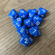 FlexJuf 10-kantige dobbelstenen (cijfers 1-10) blauw of wit (SET van 20 st)