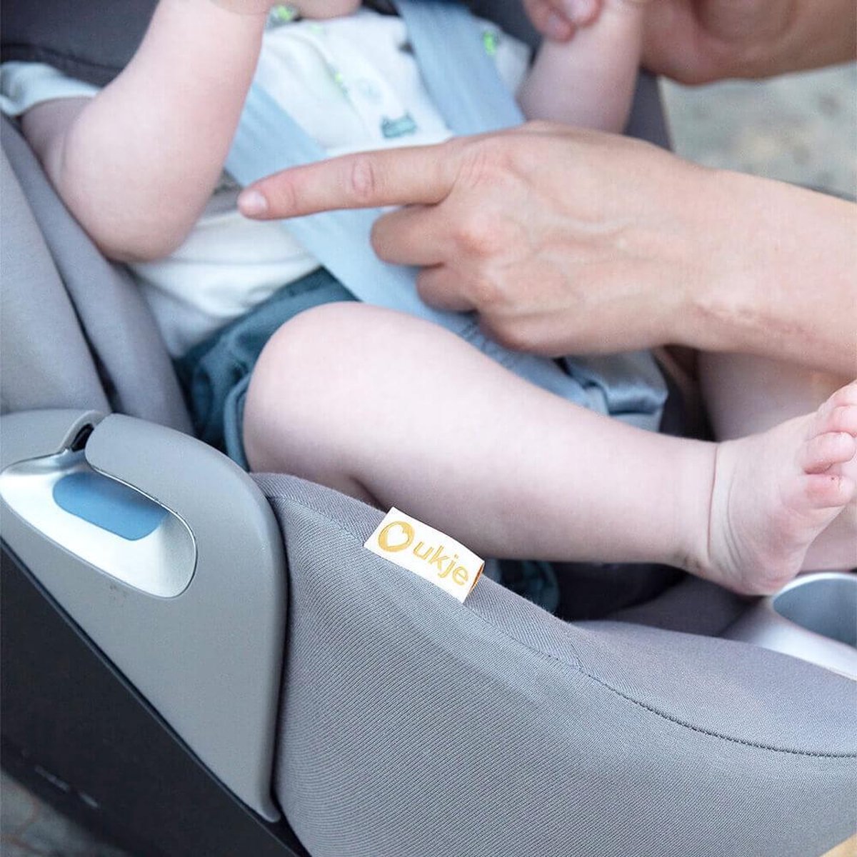 Ukje Hoes voor Cybex Cloud Z hoes - Perfecte pasvorm - Taupe