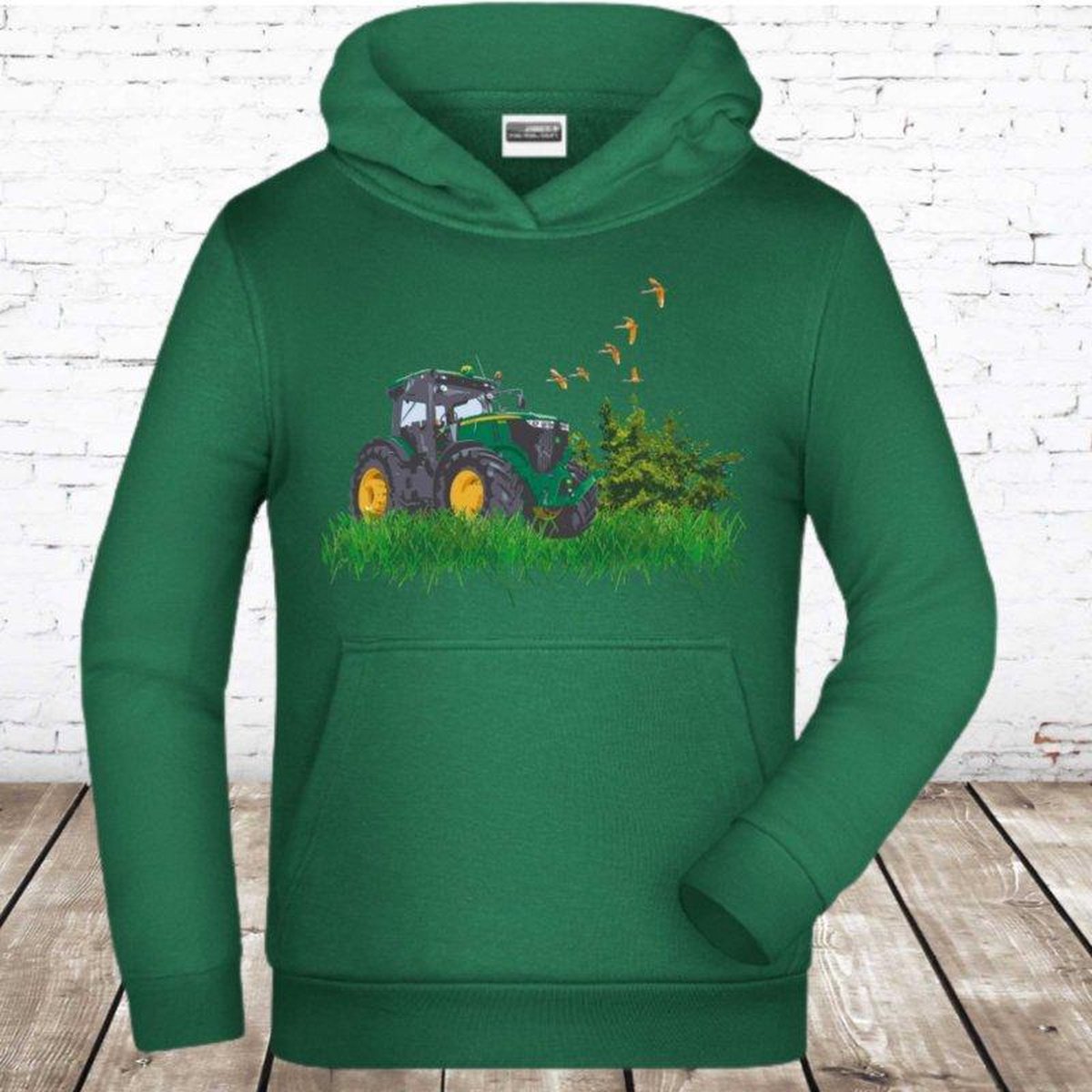 James & Nicholson Groene hoodie met JD tractor - 98/104