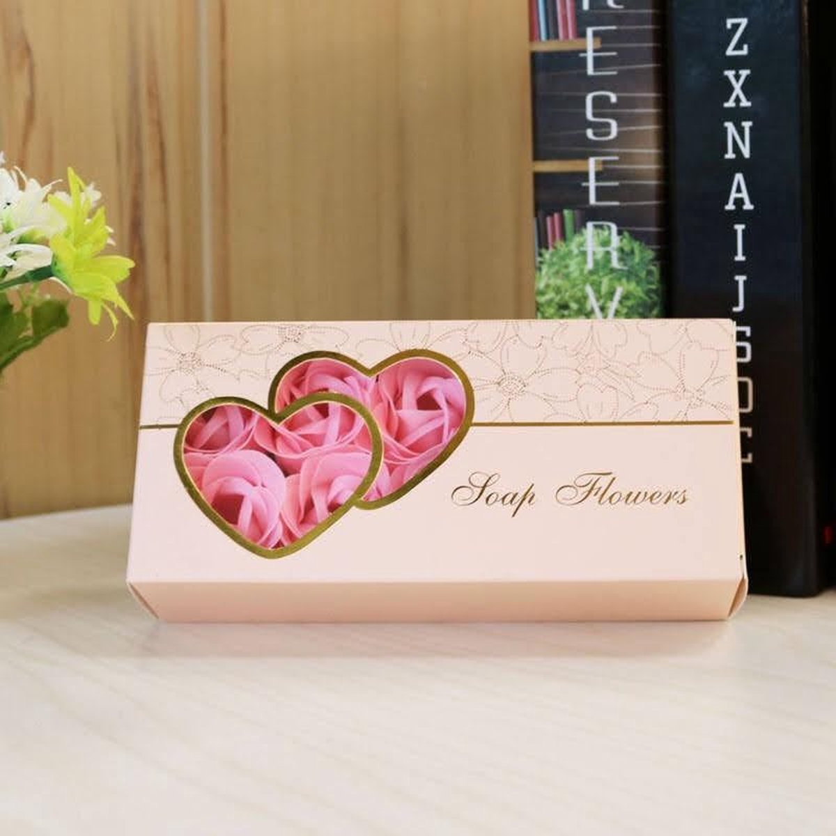 Badzeep bloemen geschenkdoos (10 roosjes) Roze - moederdag cadeautje - cadeau voor haar - mama - geschenkset - liefde - verjaardag - vrouw