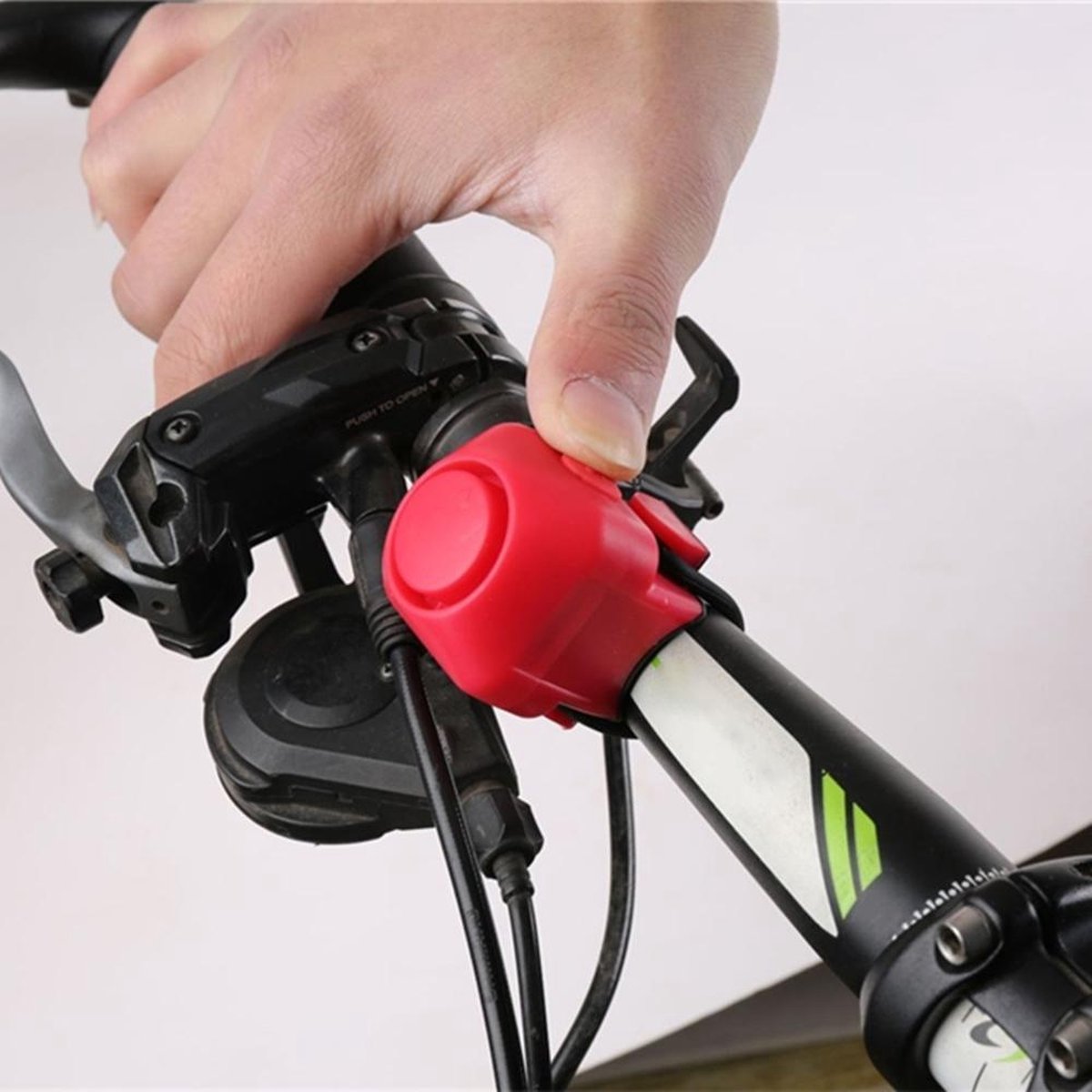 QTrends® Electrische Fietsbel - 5 Geluiden - Waterdicht - Fietslamp - Fietslicht - Fiets Accessoires