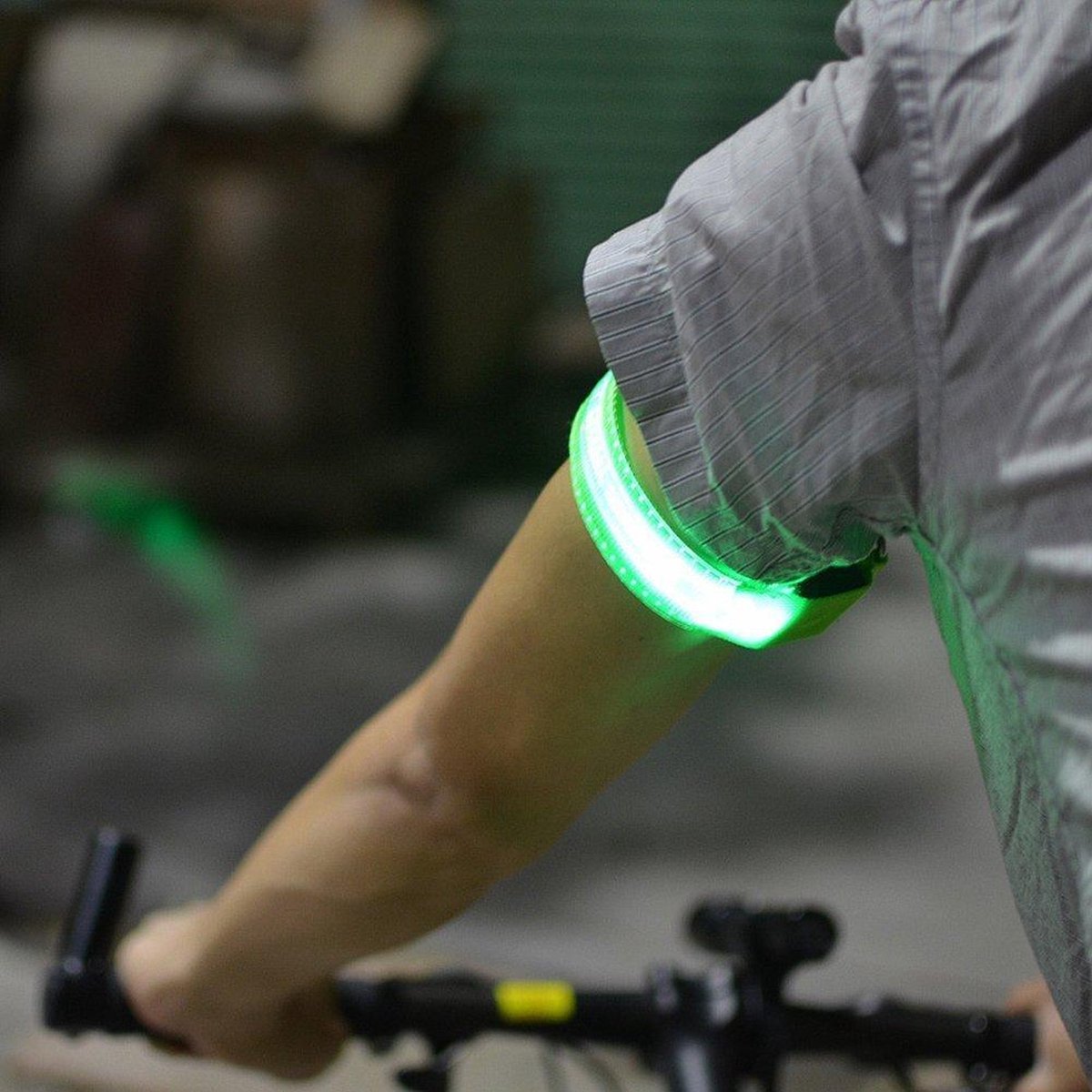 2 stuks Led verlichte armband (groen) voor sportievelingen die hardlopen