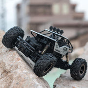 Bestuurbare auto - Zilver - voor off-road en op de weg - Diversicus RC auto -  Afstandsbestuurbare Auto - Stunt Auto - Radiografisch Bestuurbare Auto - Voor Binnen en Buiten - Model 2021 - inclusief extra 2e accu