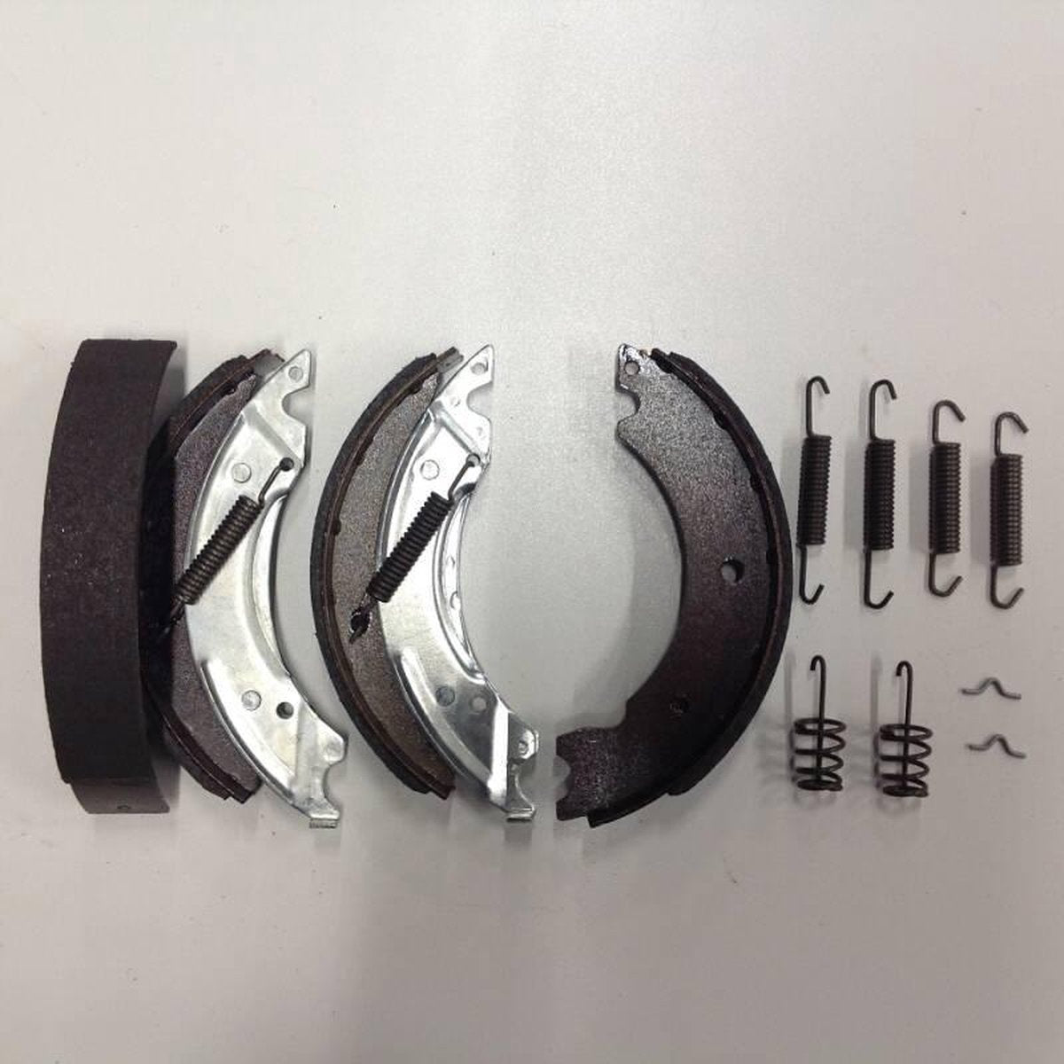 Remschoenen set voor Knott 200x30