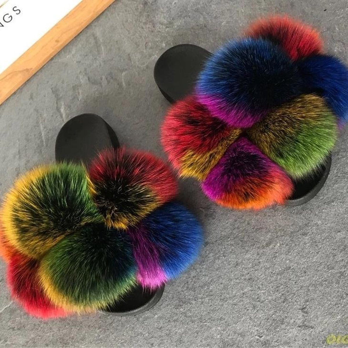 Fluffy Slipper Balls voor Kinderen Maat 34