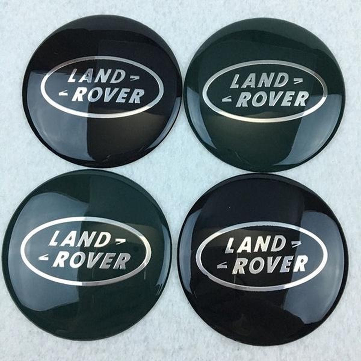 Set van 4 Land rover stickers 57mm - Velgen - Winterbanden - Velg - All season banden - Naafdoppen -Naafkappen -Ontvochtiger - Ruitenkrabber - Vorst - Regen - stickers - logo - embleem
