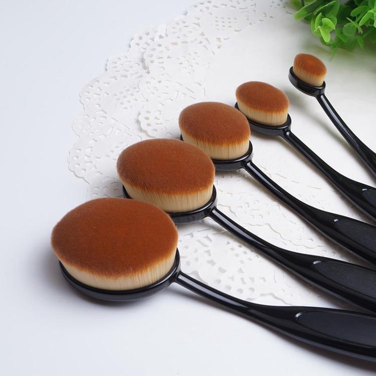 Professionele Foundation brush 5-delige set - 5 verschillende foundation Oval Brush set - Artistry make-up kwasten set - Mangry