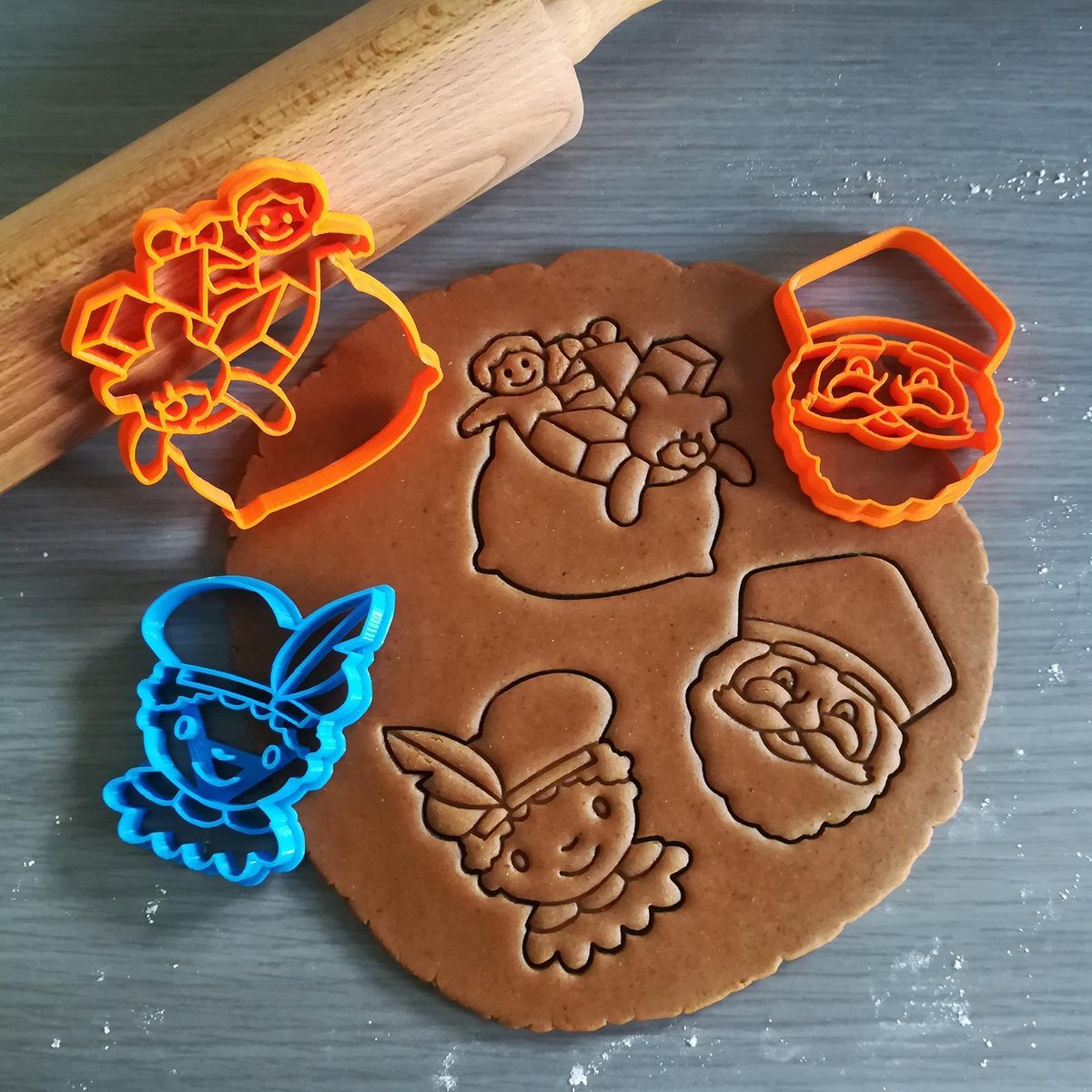 Koekjesvorm | 3-delige set | Sinterklaas | Schoorsteen piet - Sinterklaas - Zak van Sinterklaas | Cookie cutter | Uitsteekvorm | Bakvorm | 8cm