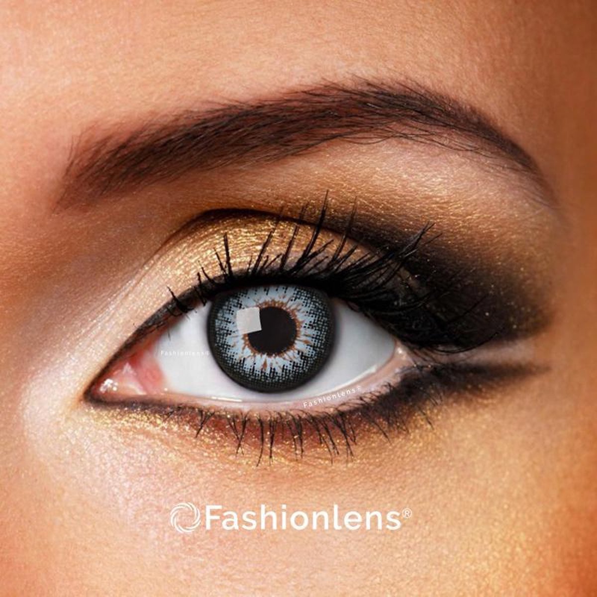 Kleurlenzen - Blooming Blue - jaarlenzen met lenshouder - blauwe contactlenzen Fashionlens®