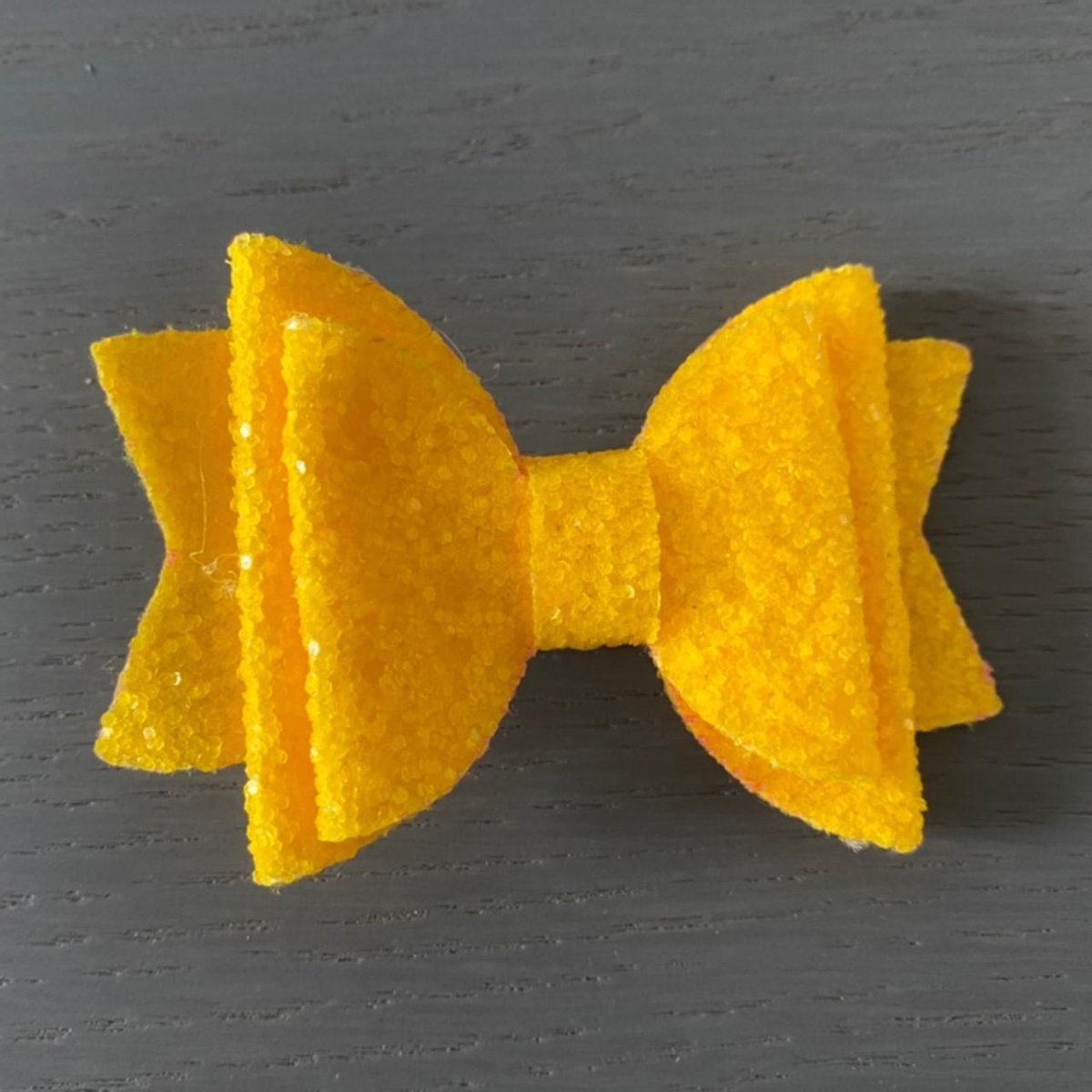 Haarstrik Neon - Geel - 80 mm - Strik op Clip
