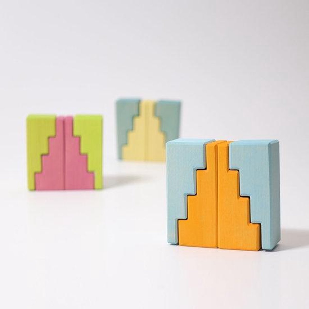 Grimm's Trapgevel Blokken Pastel