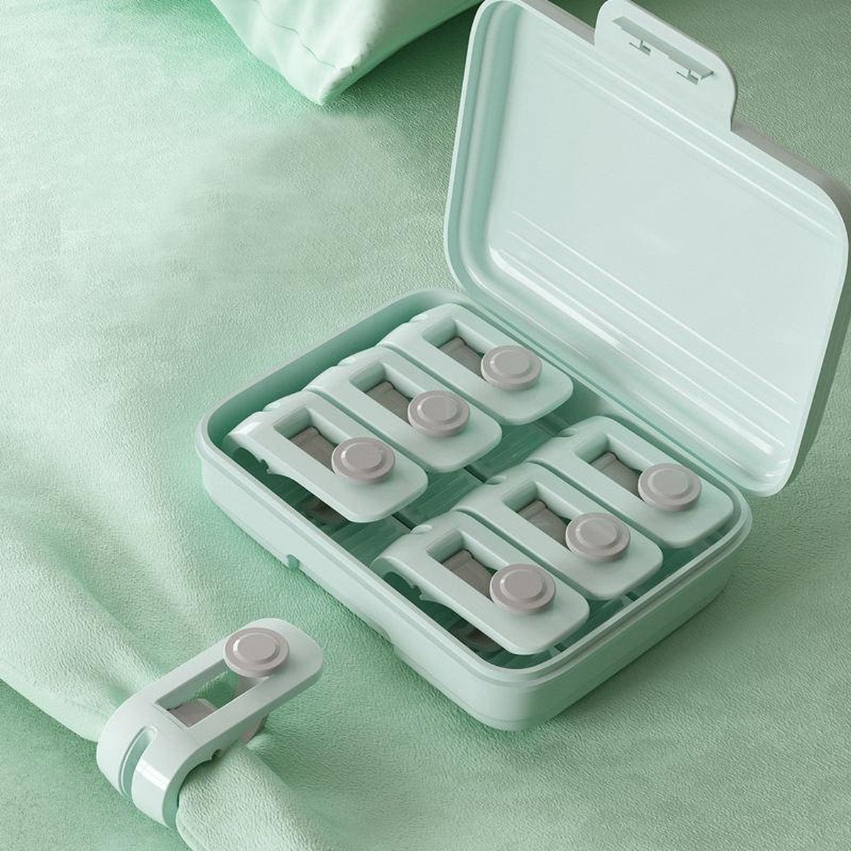 Buzz Products Stevige Dekbed clips - 6 Stuks- Inclusief Opbergdoosje - Dekbed Knijpers - Dekbed Klemmen - Dekbedclips - Lakens - Klemmen Groen 2.0