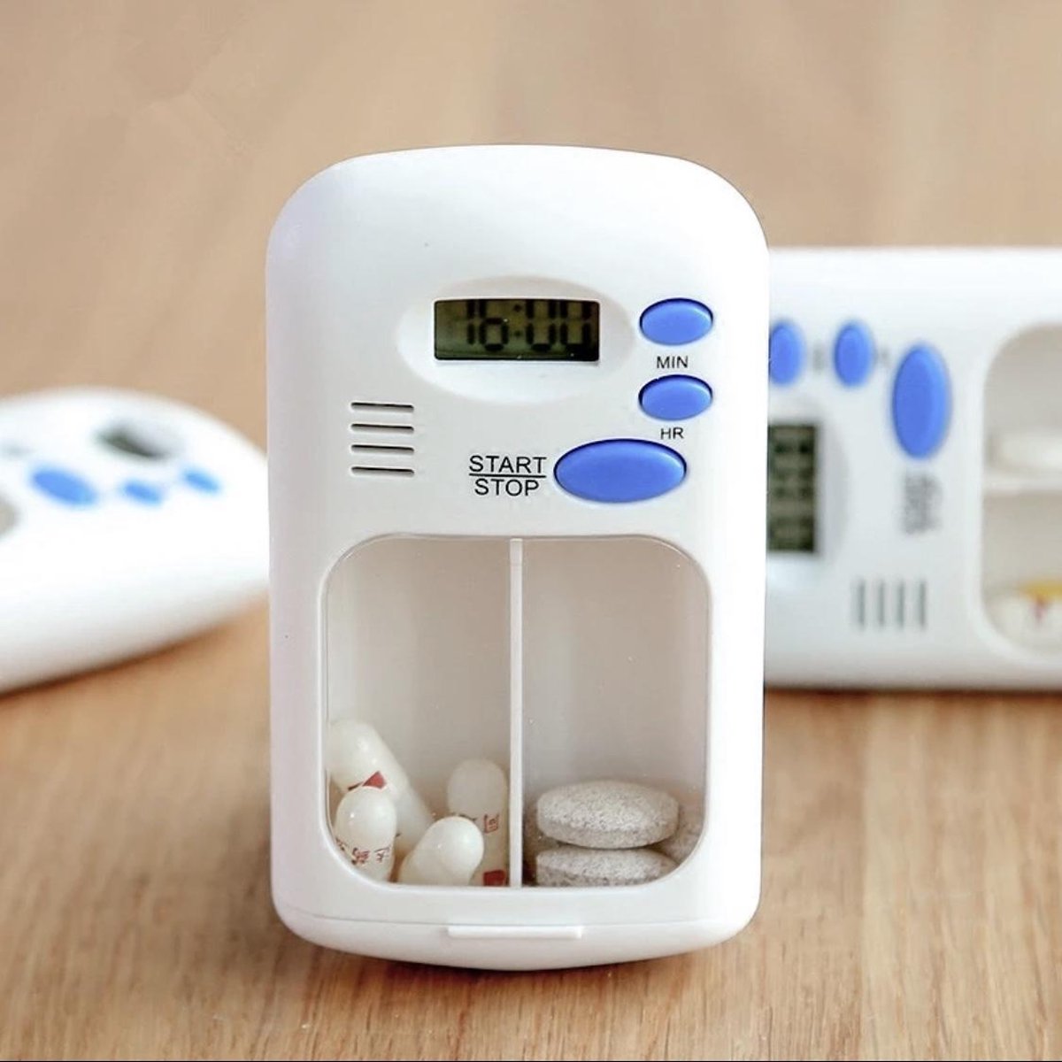 Compacte pillendoos met alarm van Versteeg® - Pillendoosje - Pocket pillendoosje - Pillendoosje voor onderweg