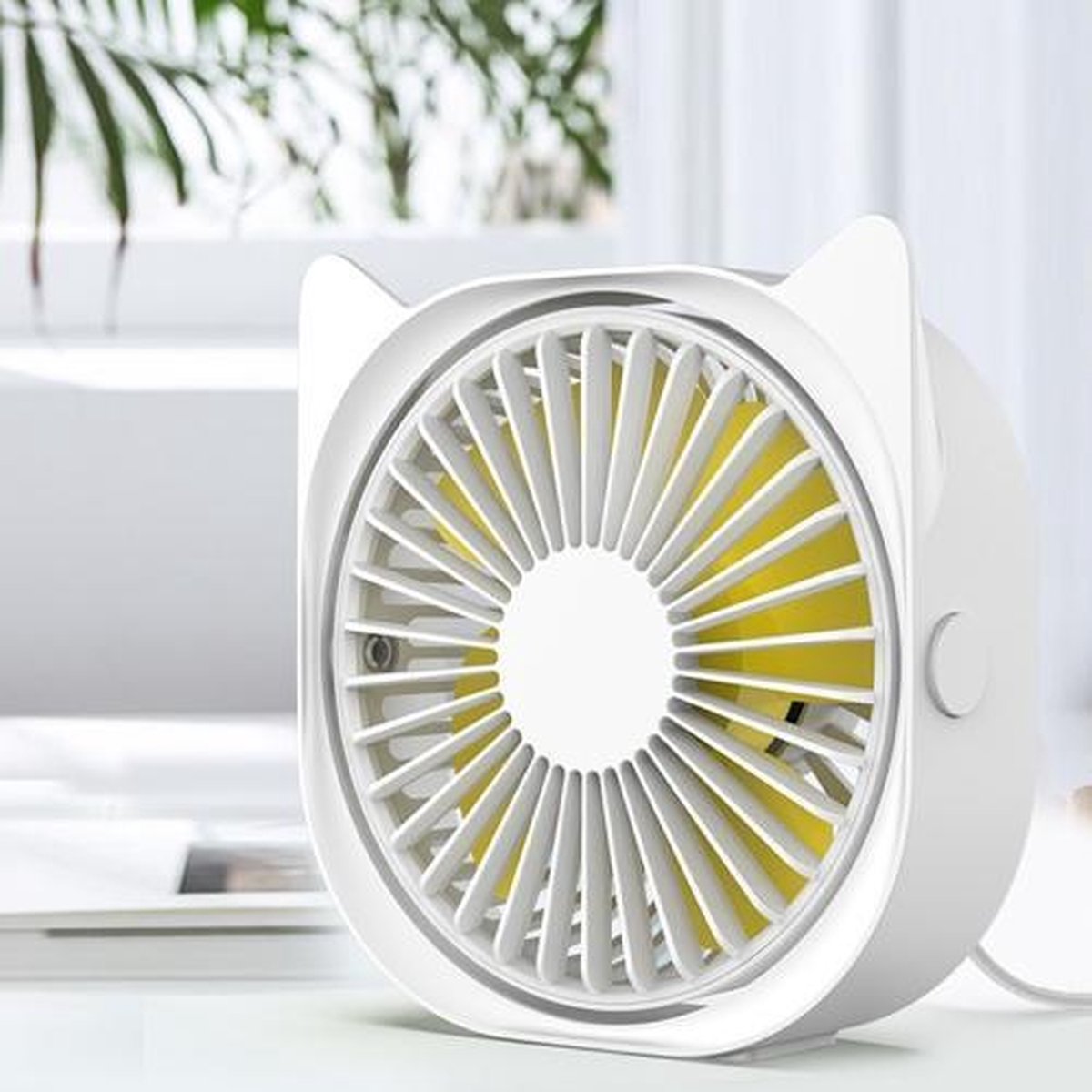 M105 Desktop Mini Leuke draagbare USB-ventilator (hemelswit)