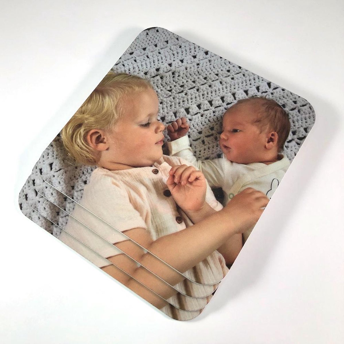 Set van 4 onderzetters 90x90 mm van kunststof met eigen foto | uniek cadeau