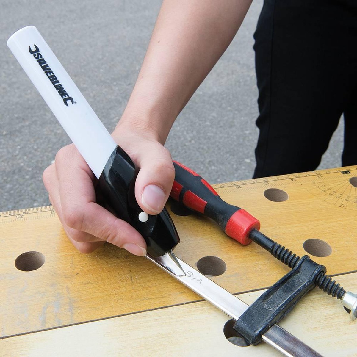 Graveerpen op batterijen