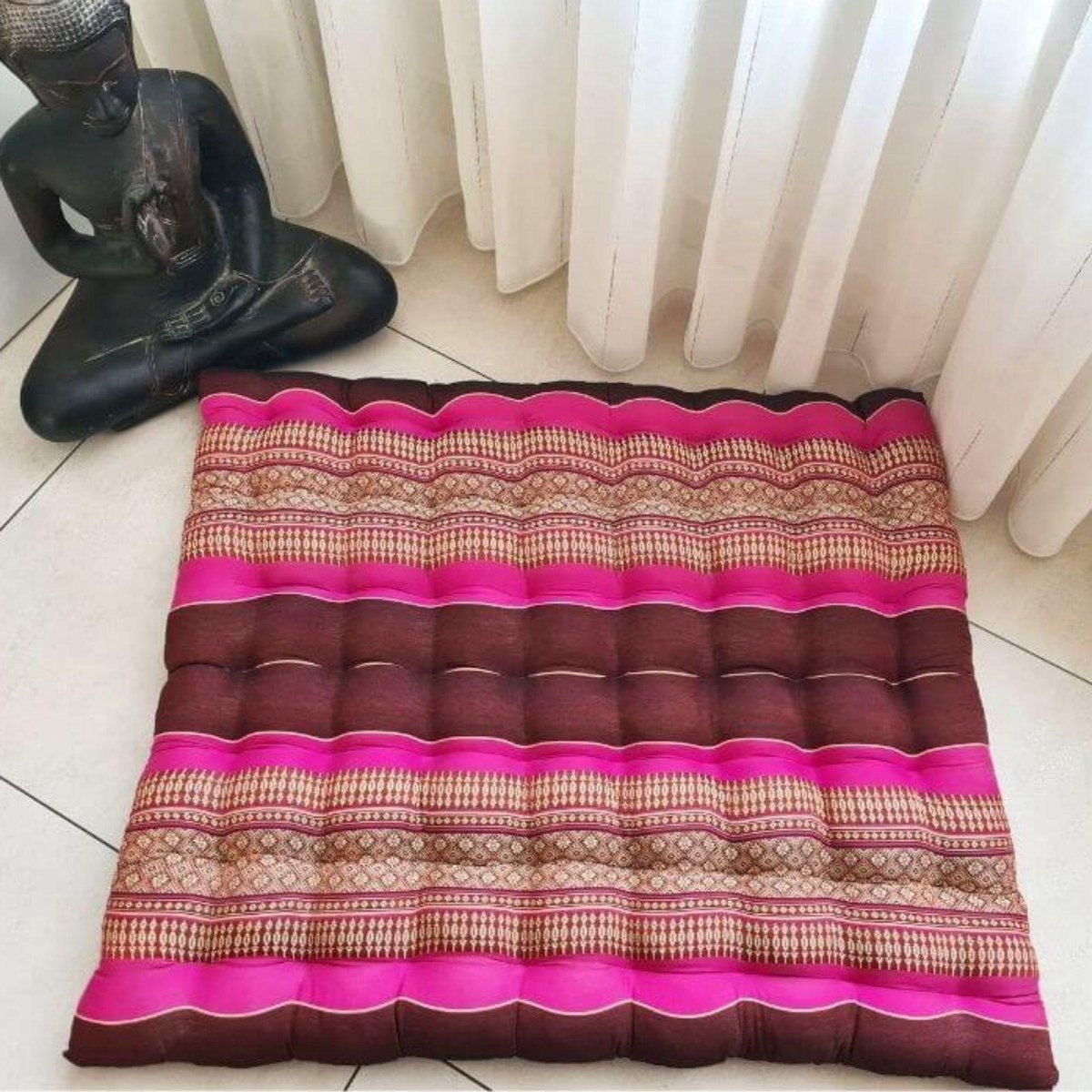 Zabuton – Meditatiemat – Zitkussen - Thais kussen/mat – Extra groot - Kapokvulling – 70x70cm - Roze