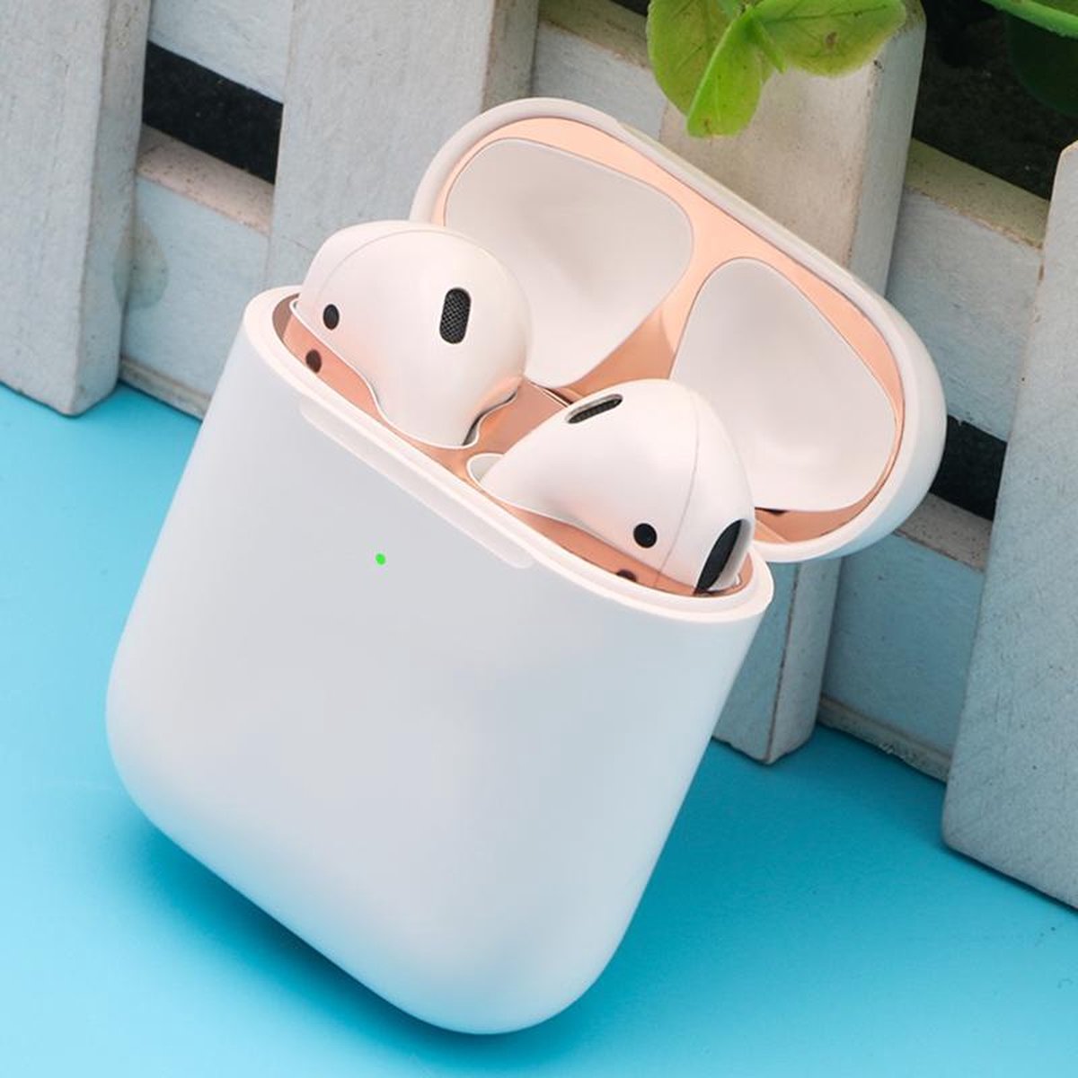 Kraul - Airpods Metalen Stofbeschermers - Airpods Beschermende Sticker - Airpods Protector - Airpods Anti Stof - Airpods Accessoires - Metalen Stofbeschermers -Airpods Beschermer - Airpods Bescherming - Airpods Stof - Airpods Sticker - Rose Goud