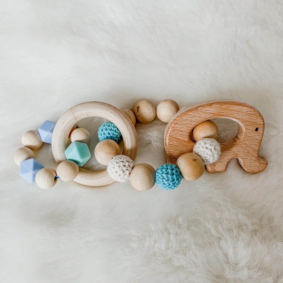 Babybeads - Dubbele bijtring olifant - Blauwtinten met wit