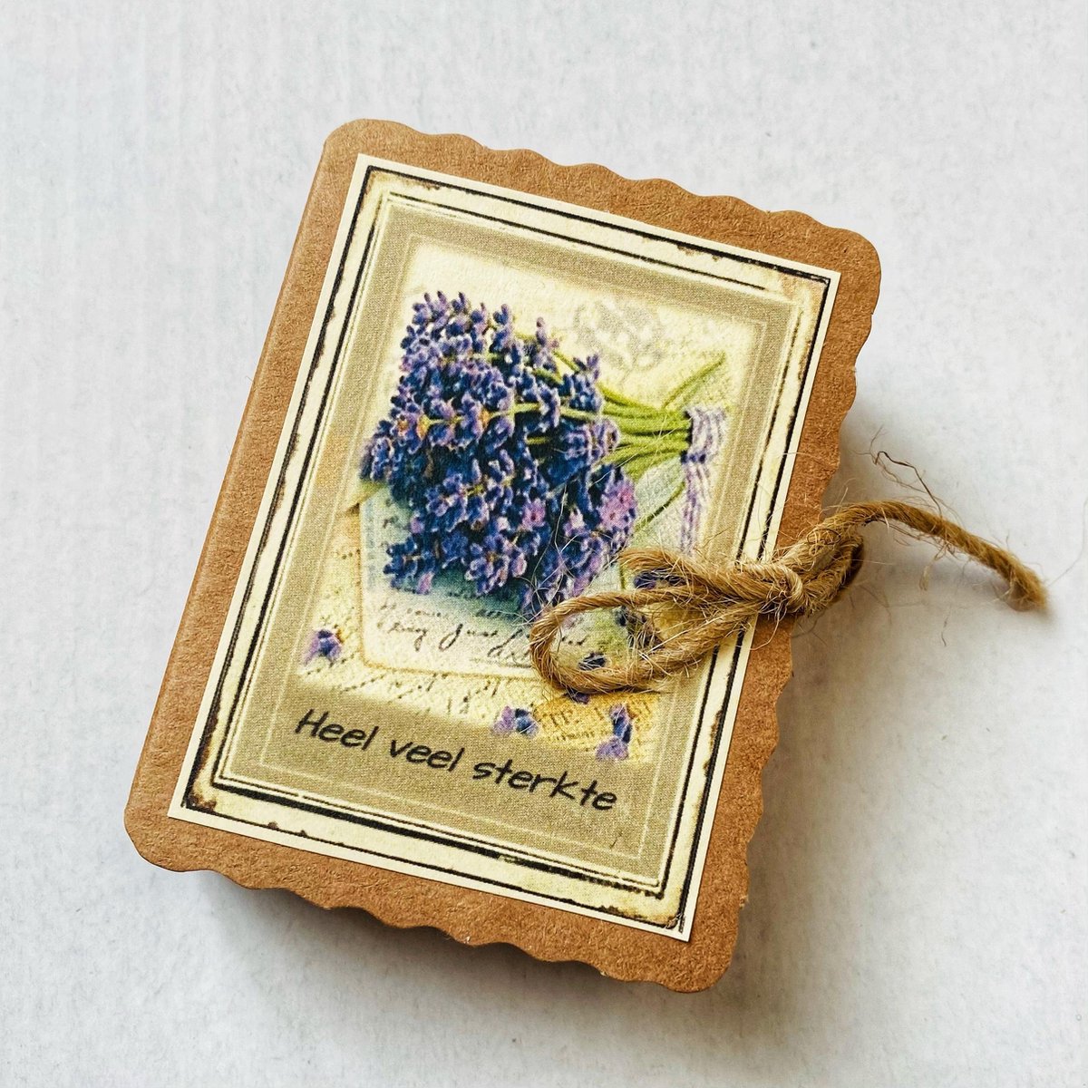 Hartjes Zeep - Heel Veel Sterke - Lavendel - geschenk zeep - 25 gram