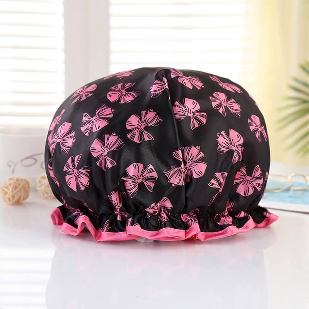 Afabs® XL Extra grote Douchemuts / Shower cap / Douchekapje / Douchecap voor vol haar / krullen / afro - Zwart met roze strikjes en roze rand