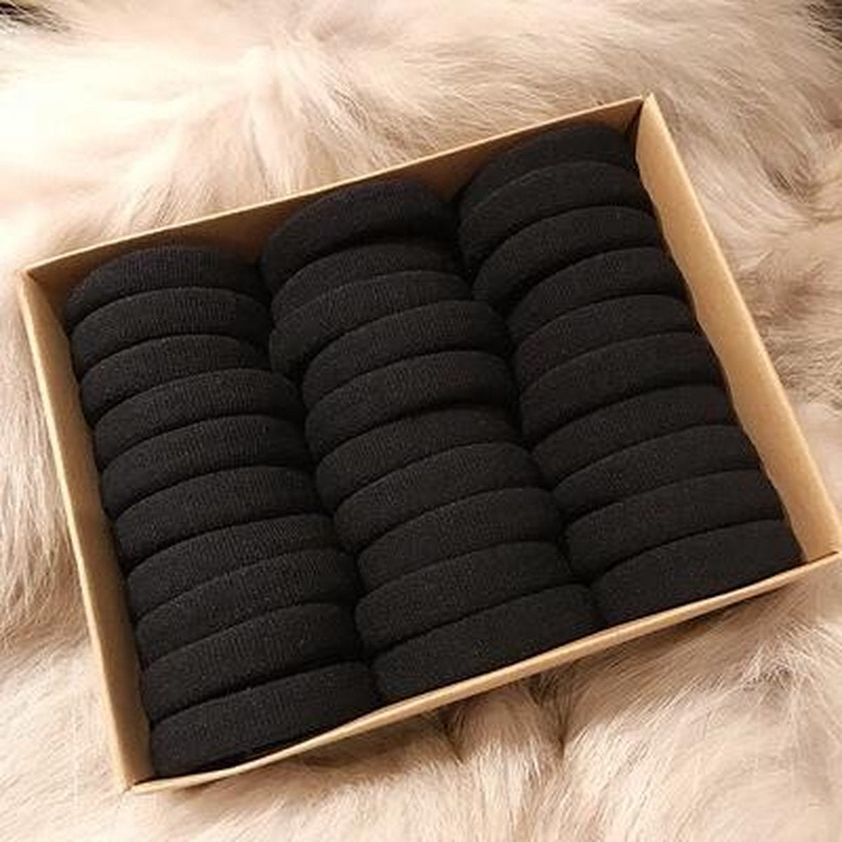 Set 30 stuks meisjes - dames haar elastiekjes zwart - elastisch goede kwaliteit elastieken zonder metaal - 4 cm diameter - rekbaar - zonder doosje geleverd