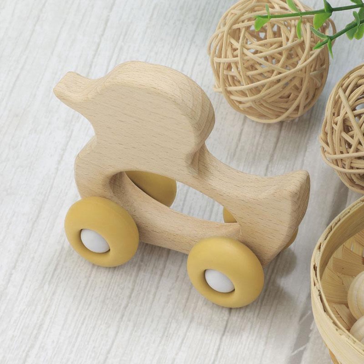 Houten Rammelaar Eend - Houten Speelgoed Kinderen - Bijtring Baby Kindvriendelijk en Veilig met Siliconen Wielen - Zachte Pastelkleuren - WoodyDoody