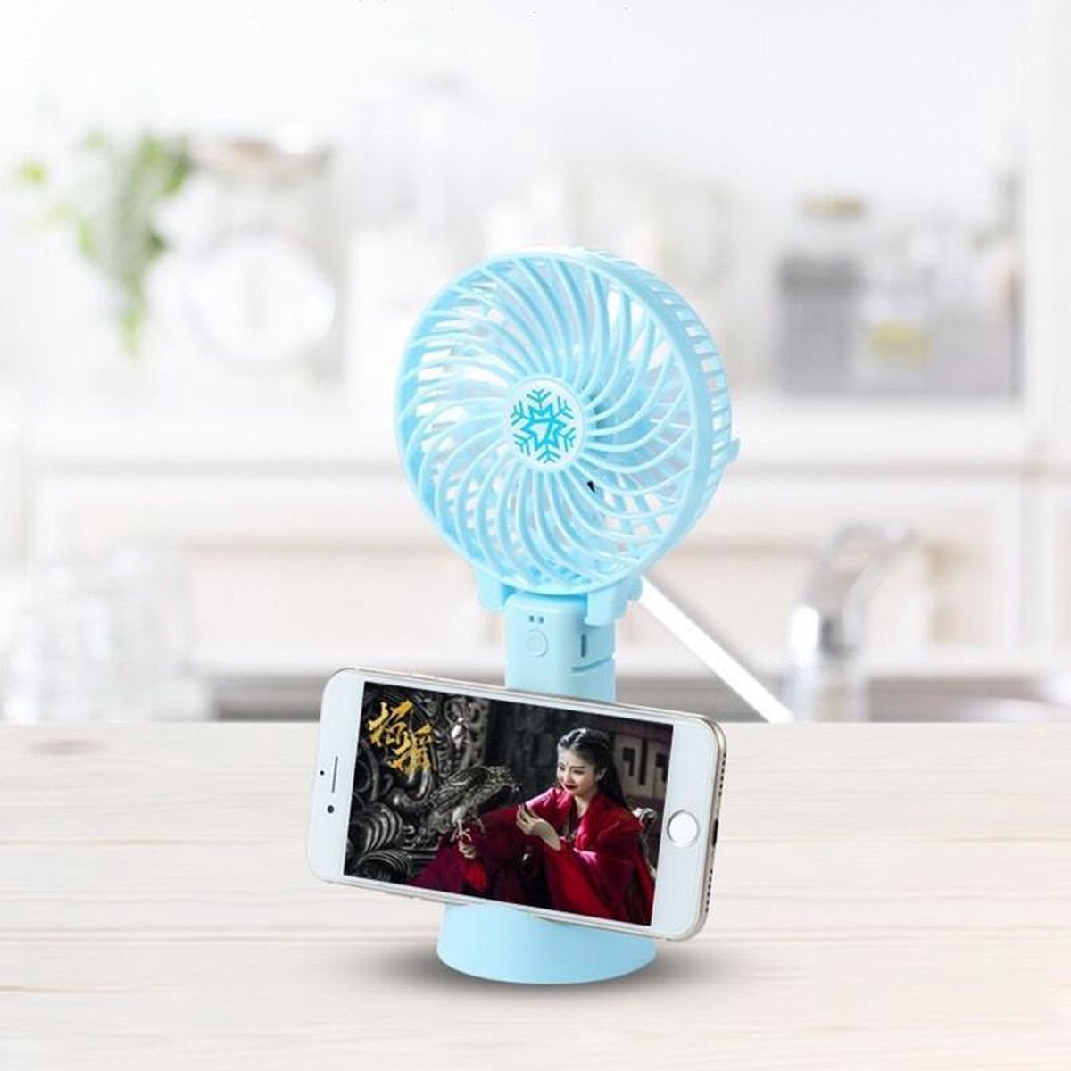 TDR - Draagbare Ventilator - oplaadbaar met USB - kan mobiel op voet plaatsen - perfect voor op op reis