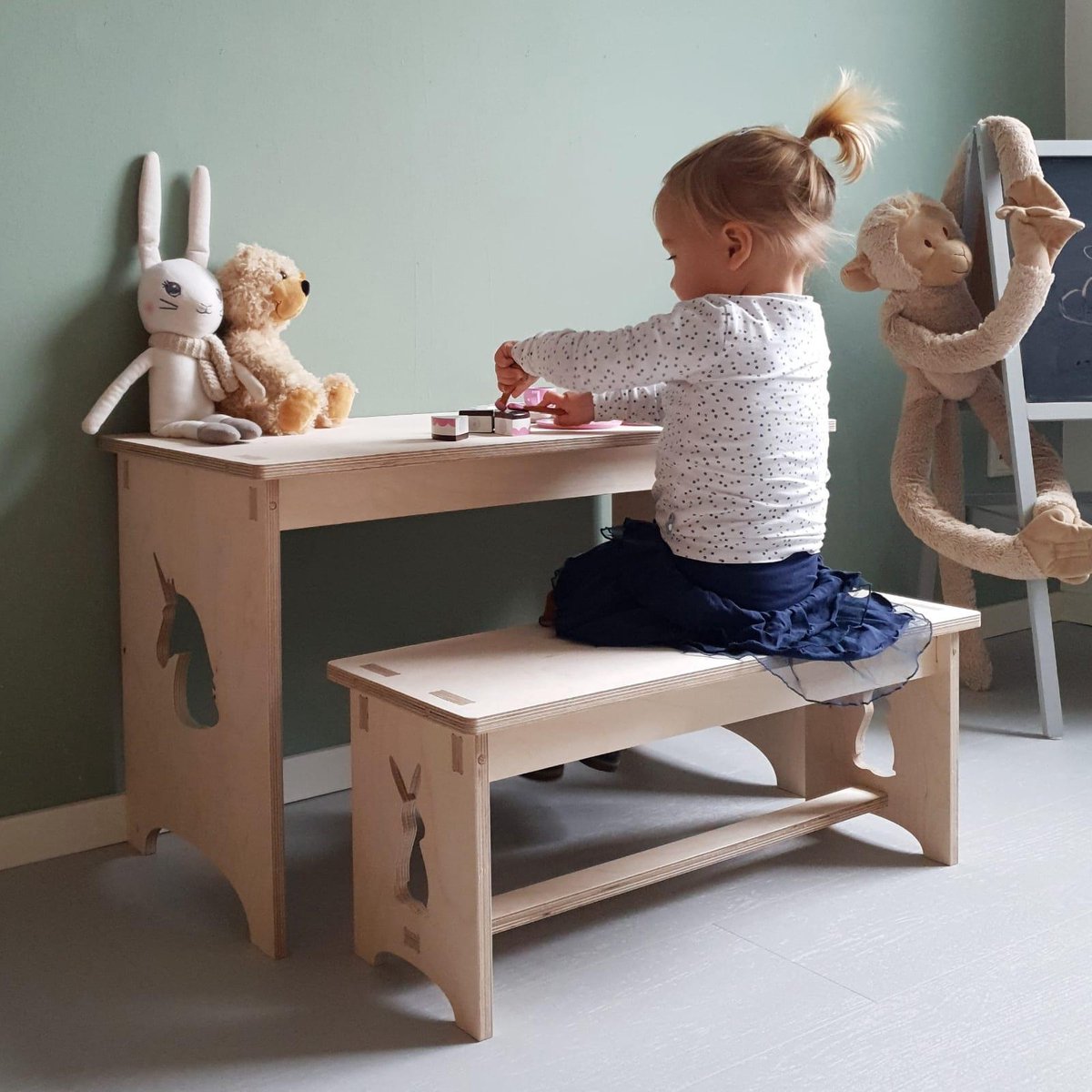 Kindertafel en bankje uitsnede UNICORN