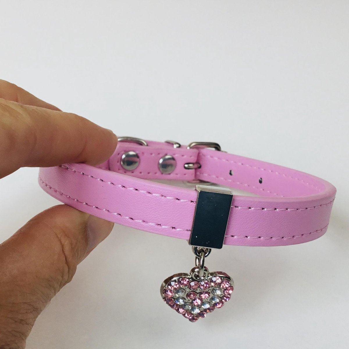 Hondenhalsband Leer - Strass Bedel - Roze  - Voor Kleinere Honden - 26 tot 32 CM Halsbreedte