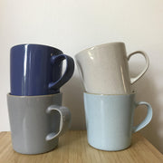 Set van 4 aardewerken mokken in lavendelblauw