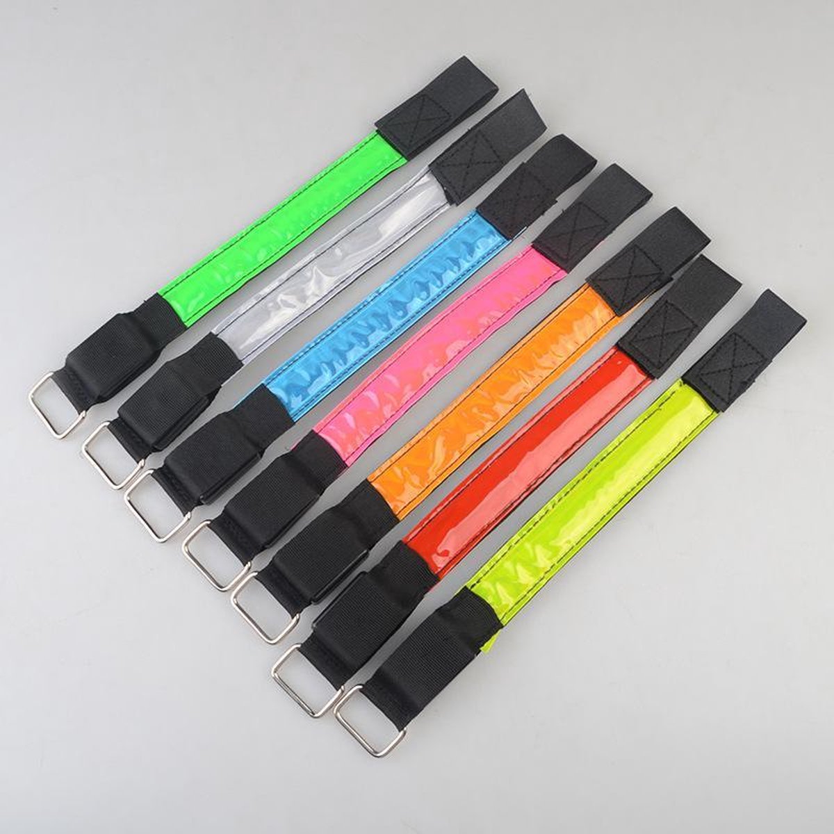 XL - 32cm - LED Hardloop Armband - Fiets - Outdoor Sport Armband - Reflecterende Hardloop Verlichting - GEEL