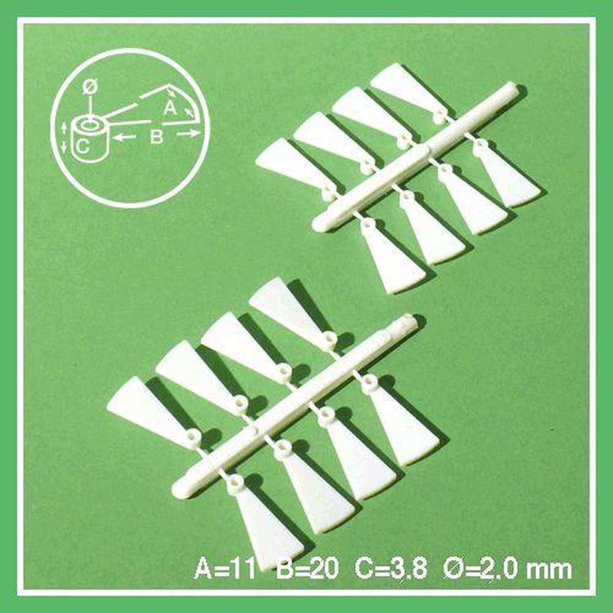 Schulcz Maquettebouw wenteltraptreden 1:50 20mm wit 16