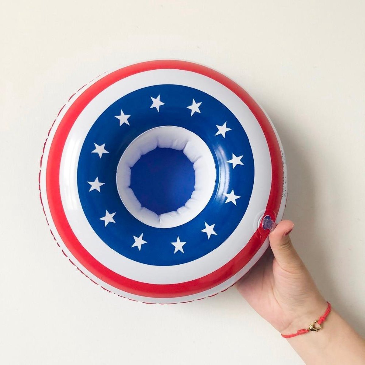 Opblaasbare Captain america schild voor in zwembad en stand speelgoed glas / blikhouder opblaasbaar speelgoed voor in water