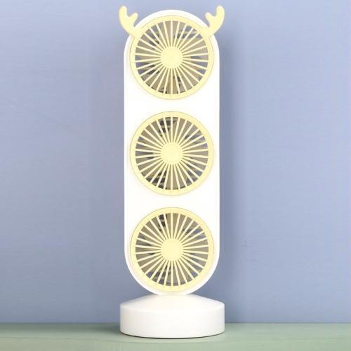 Studentenslaapzaal Office Desktop Mini driekoppige ventilator (geel)