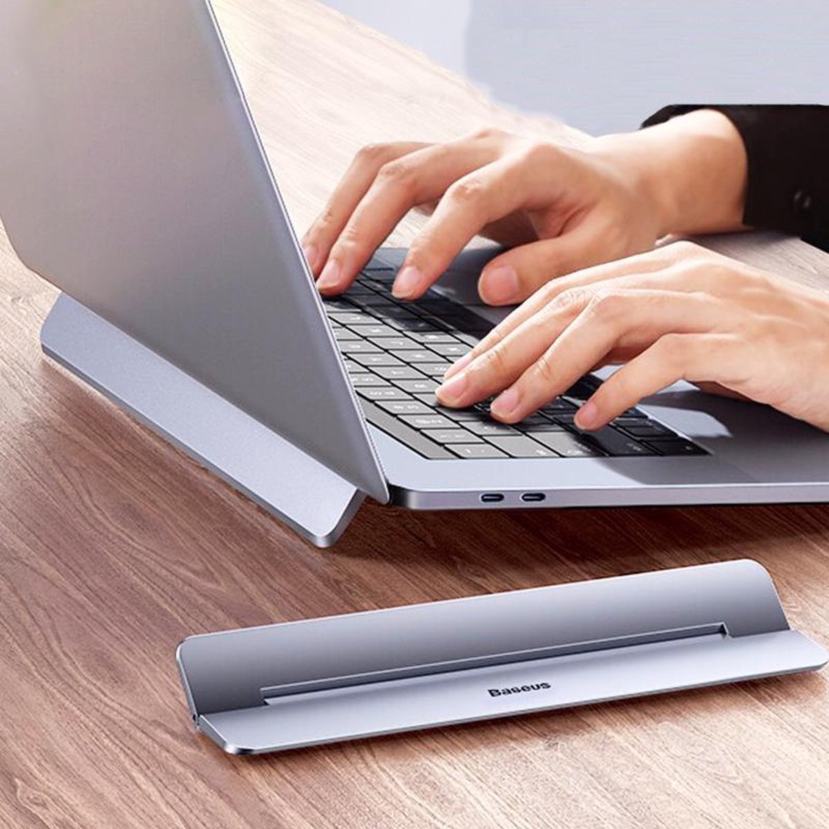 Verstelbare Laptopstandaard - Aluminium - Verstelbaar en Opvouwbaar - Ergonomische 11/13/17'' Inch - Laptopstandaard - Geschikt voor Macbook/Laptops/IPad/Tablets- Lichtgewicht Standaard - 8° graden Helling  - Grijs