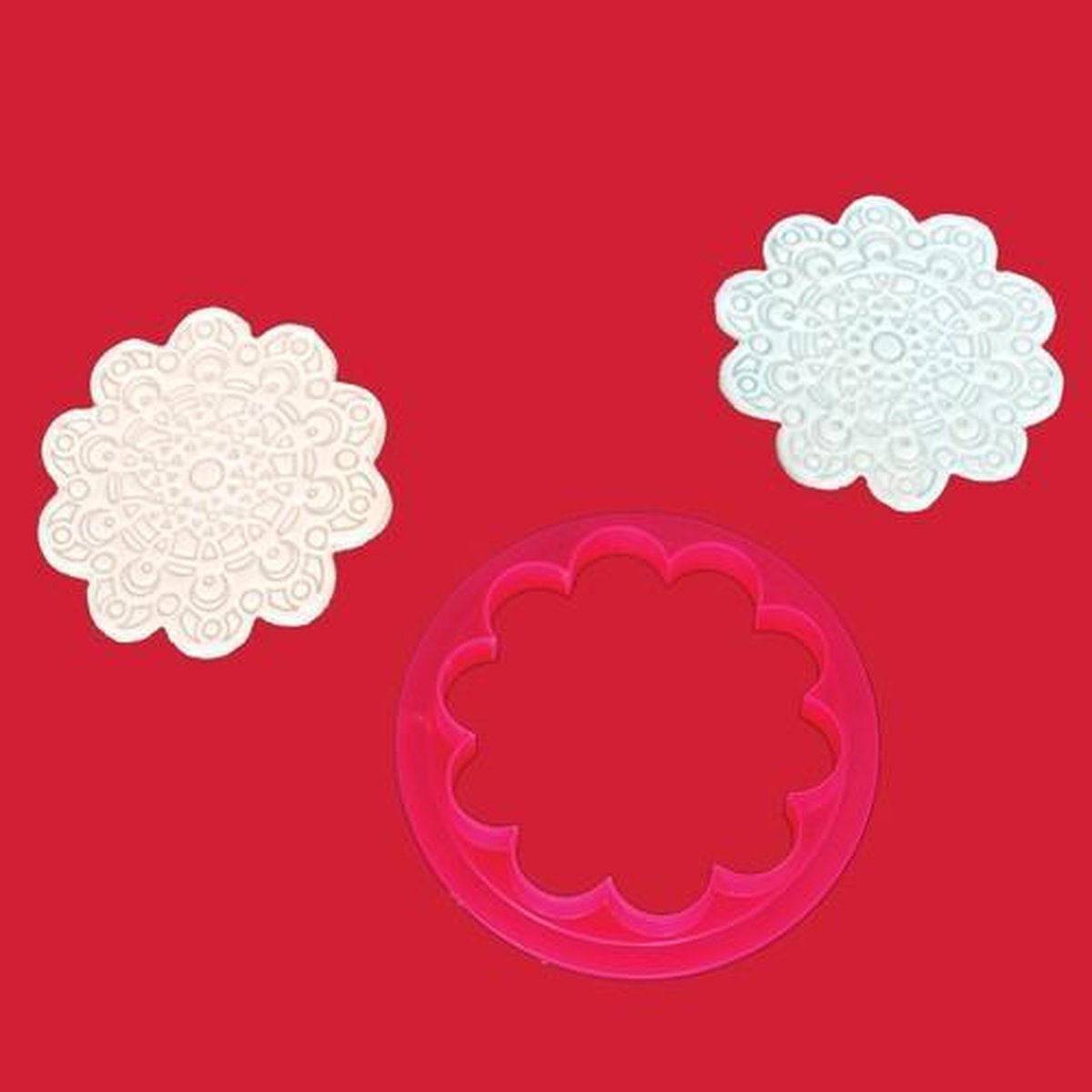 FMM Scalloped Plaque Cutter