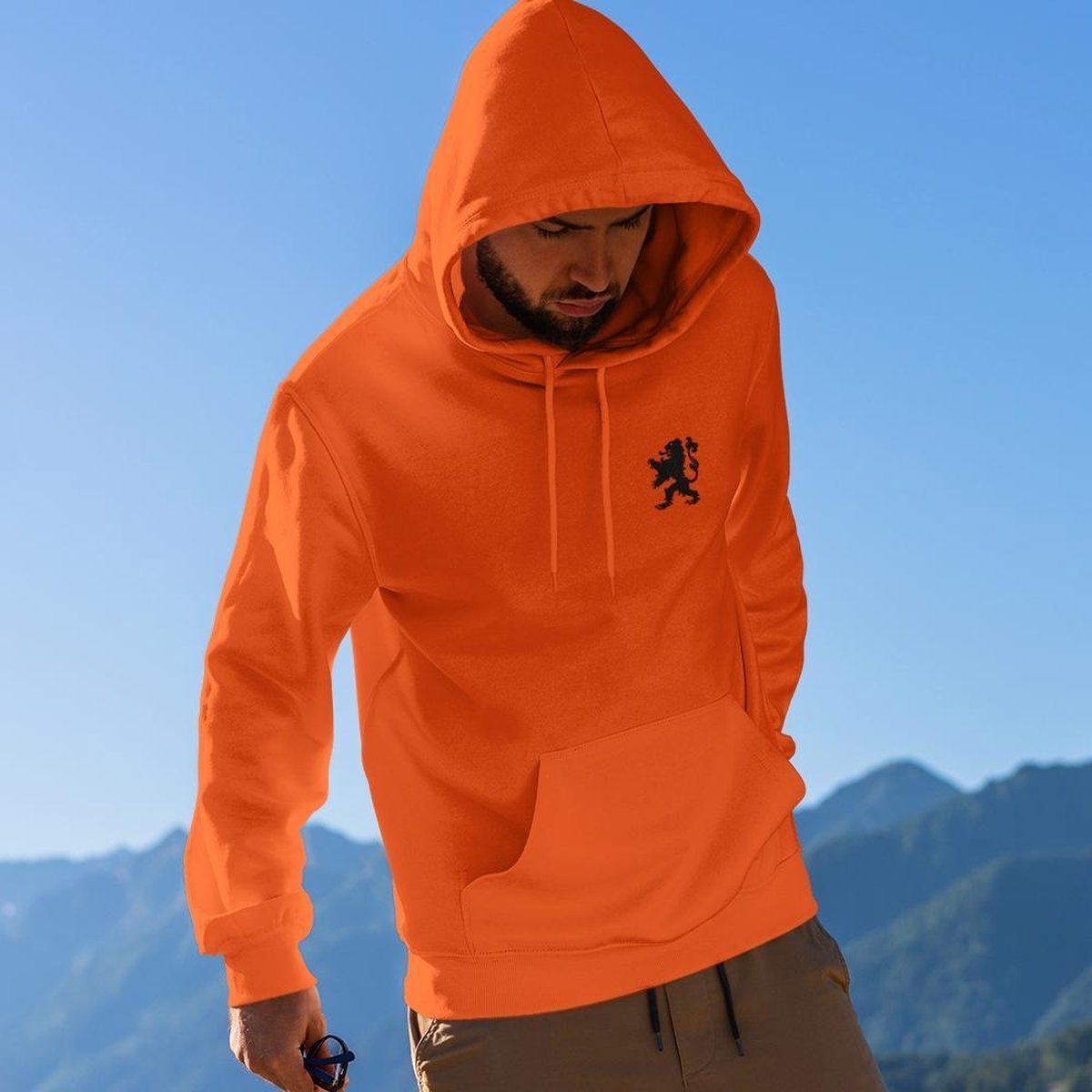 EK Hoodie Black Lion Chest (MAAT XL - UNISEKS FIT) | Oranje Outfit | WK & EK Feestkleding
