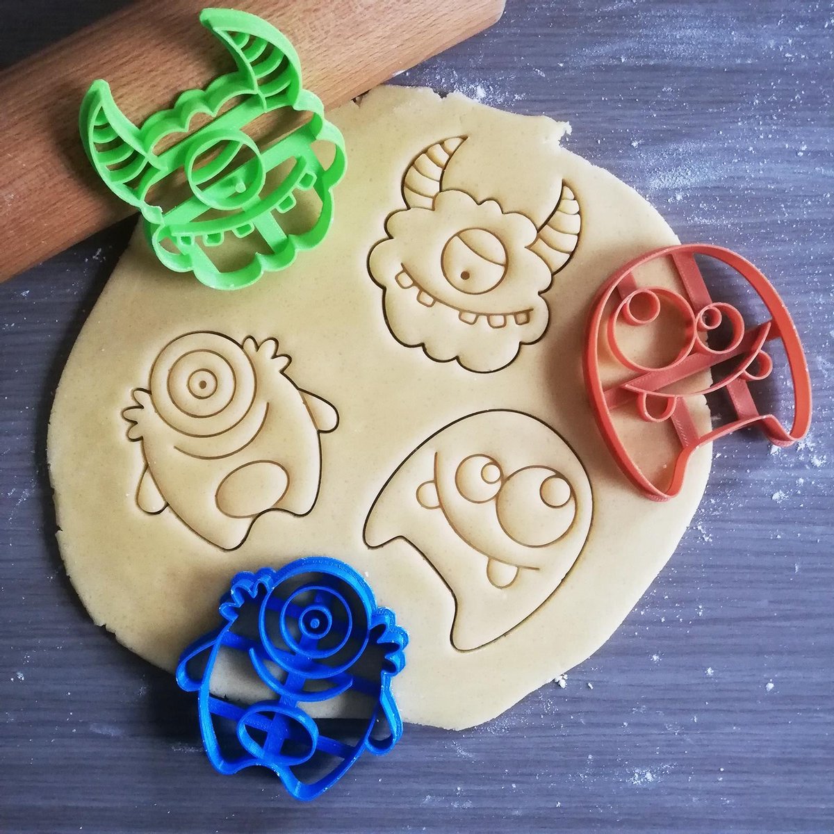 Koekjesvorm | 3-delige set | Monsters | Leuk Monster - Schattig Monster - Tand Monster | Cookie cutter | Uitsteekvorm | Bakvorm | 8cm