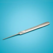 Beautytools INOX Pedicure Holle Beitel met Super Fijne Gleuf 0.5 mm - Eksteroog/Likdoorn Verwijderaar - Ergonomische handvat 15 cm (NC-0423)