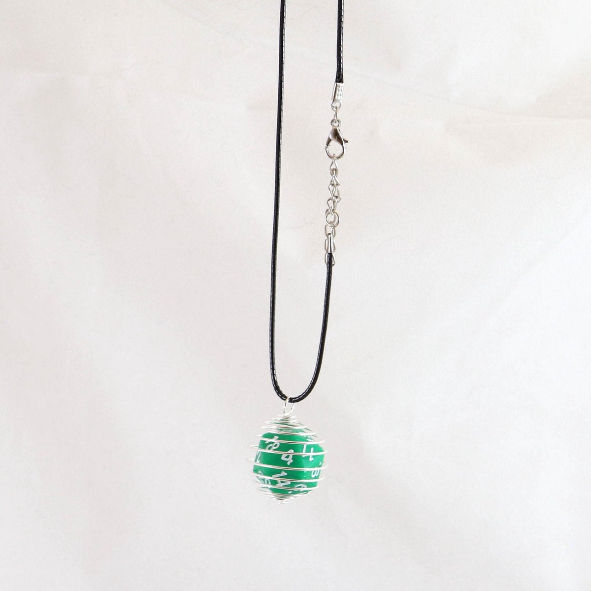 D20 Necklace Green dobbelsteen ketting Groen DND