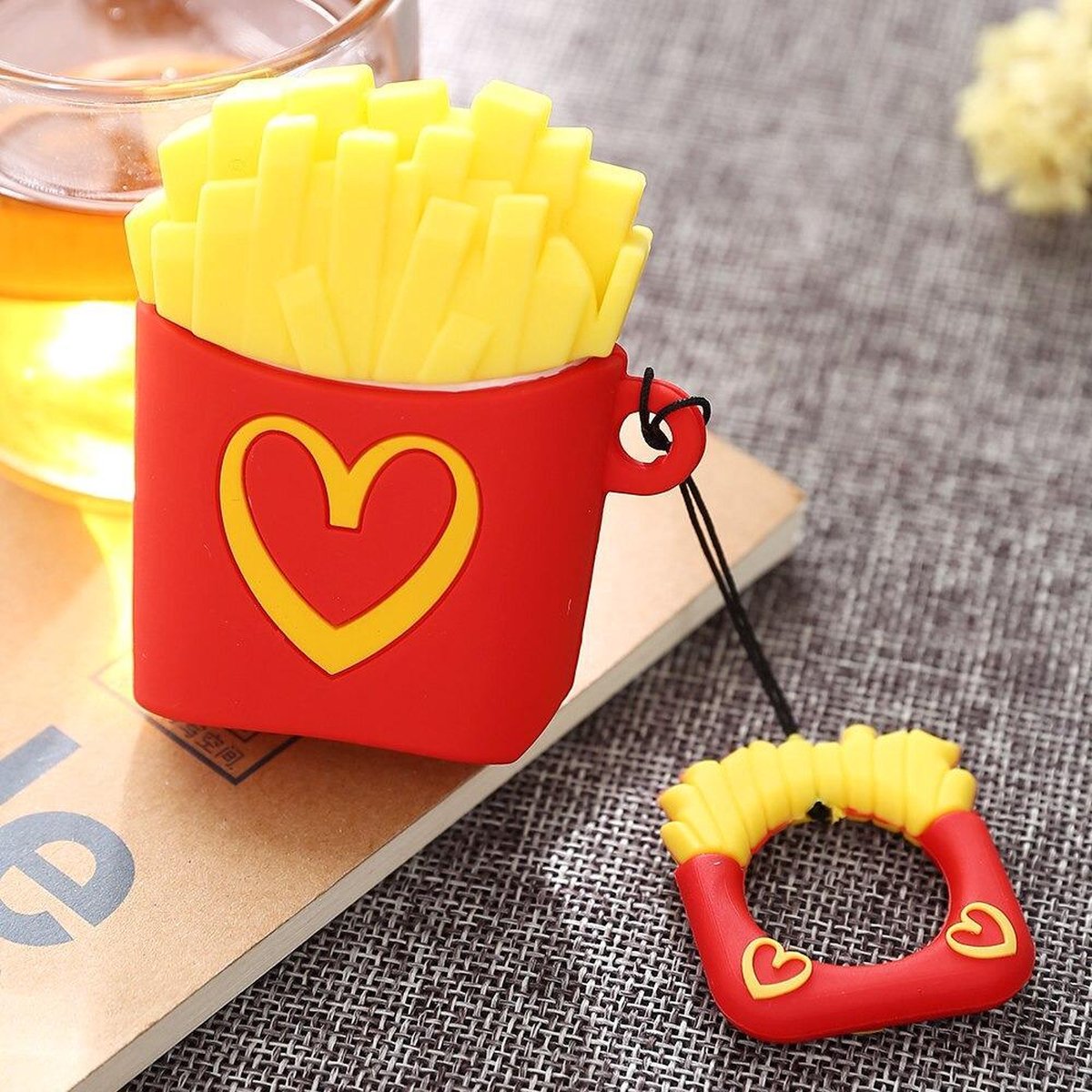 Airpods Hoesje | Airpods Case | Japanse Cartoon Kawaii Stijl Cute | Frietjes | Cadeau | Cadeautjes