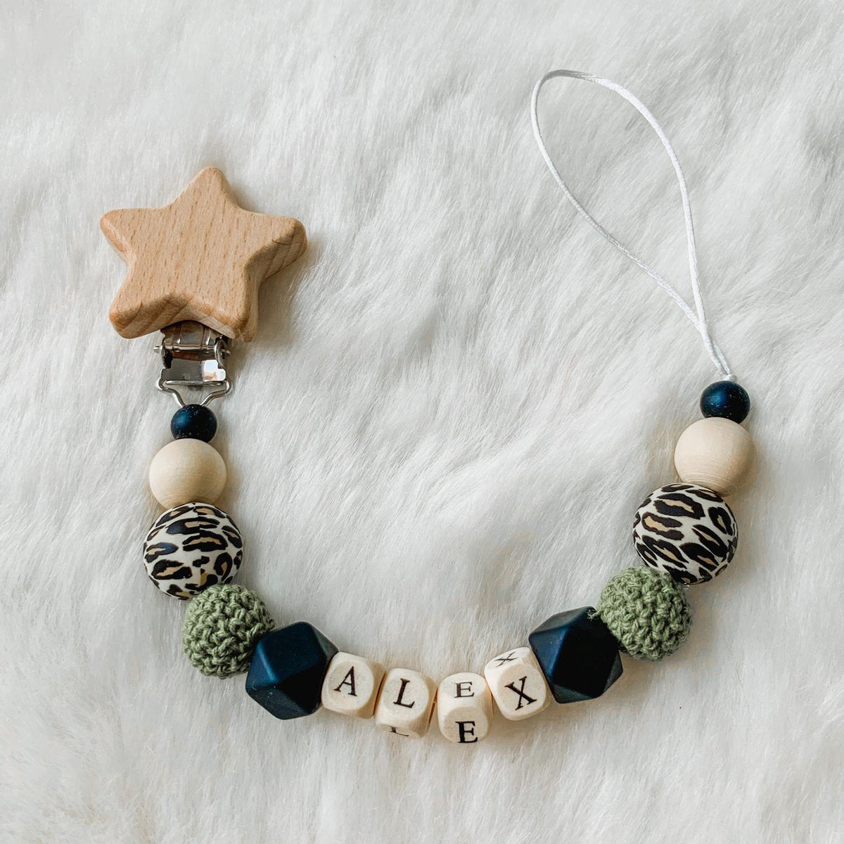 Babybeads - Speenkoord met naam - Legergroen met tijgerprint