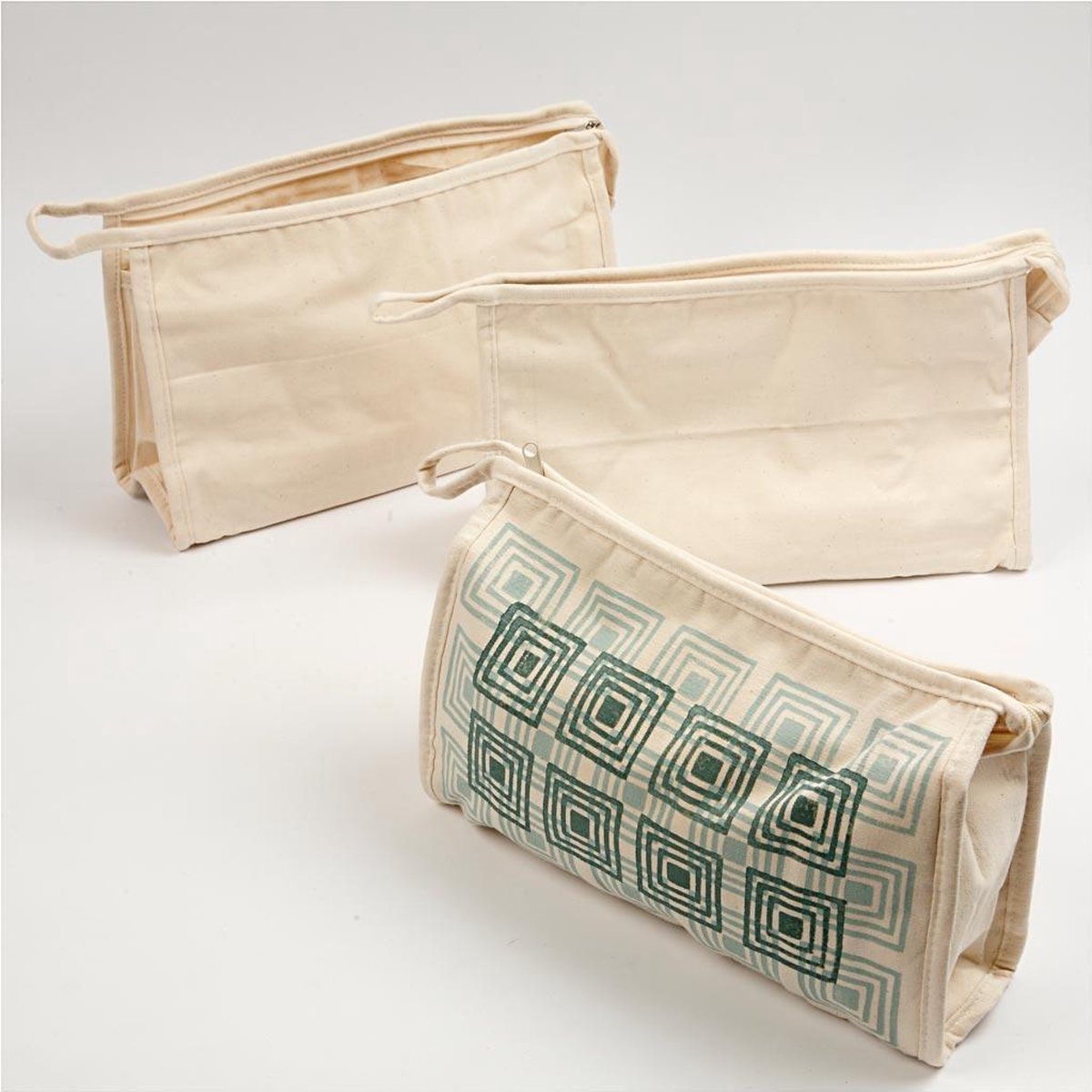 Toilet Bag. light natural. 1 pc