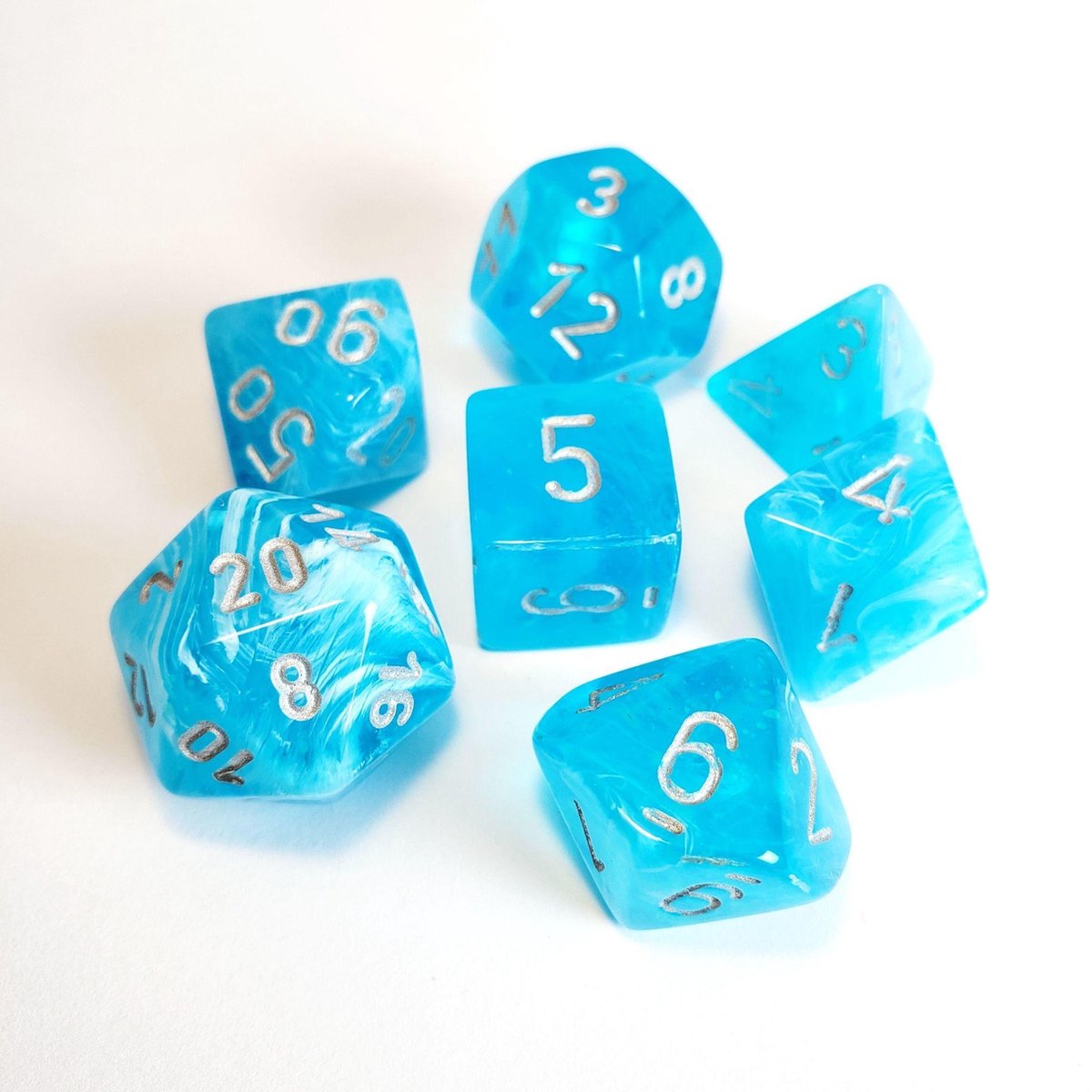 Chessex Luminary Sky w/silver polydice set